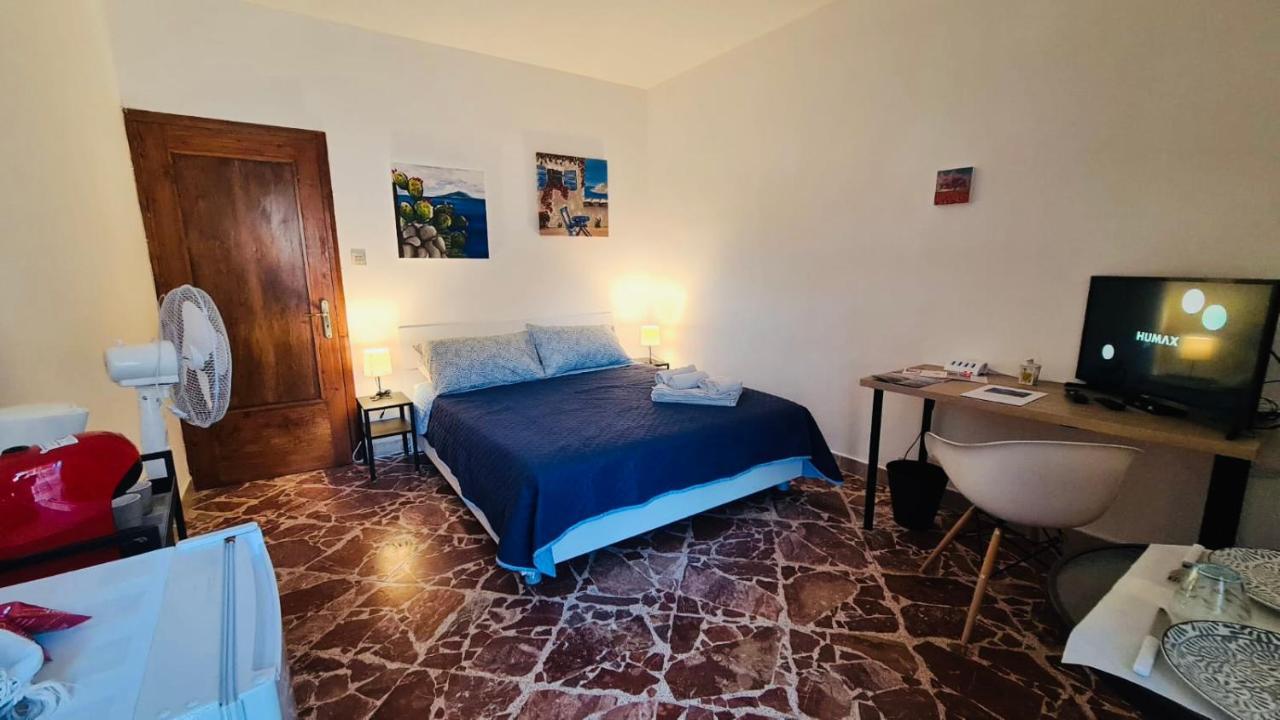 A Punta Terra Isnello Bed and Breakfast Exteriör bild
